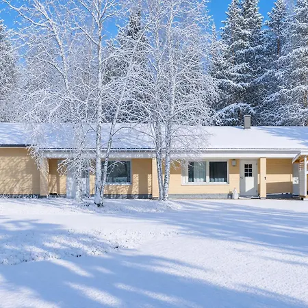 Apartment Arctic Pine Studio, Parking By Lapland Host